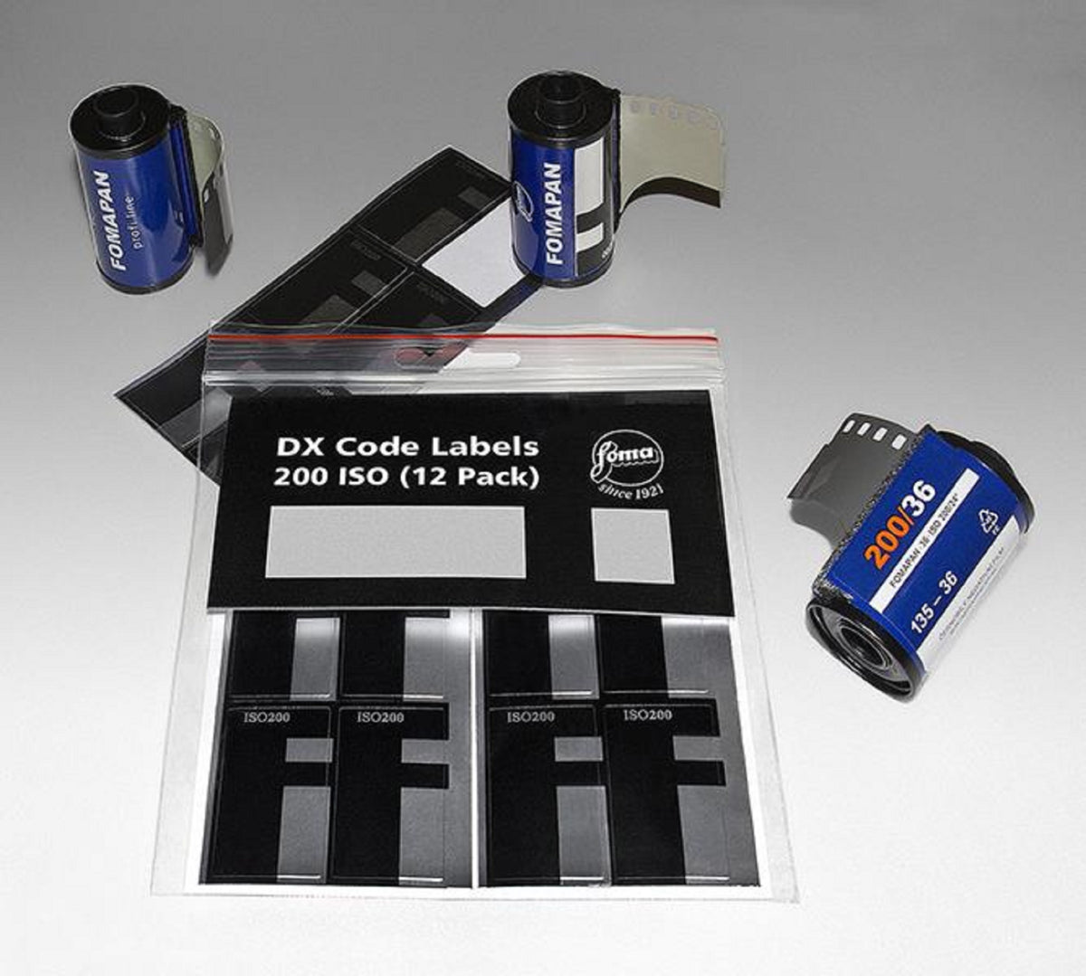 FOMA zelfklevende DX-codes, ISO 200 voor films in type 135 cassettes (verpakking van 12 stuks)