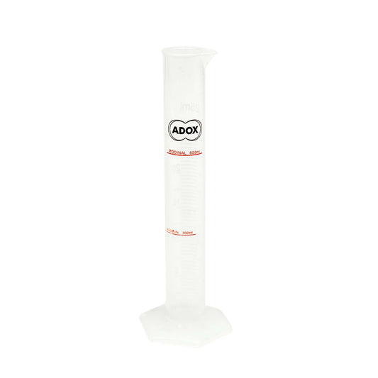 Adox maatcylinder 25ml met Rodinal aanduiding