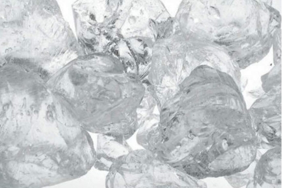Afbeelding van Glazen ijsblokjes tot 25-30mm groot 1000ml art.nr. 47349